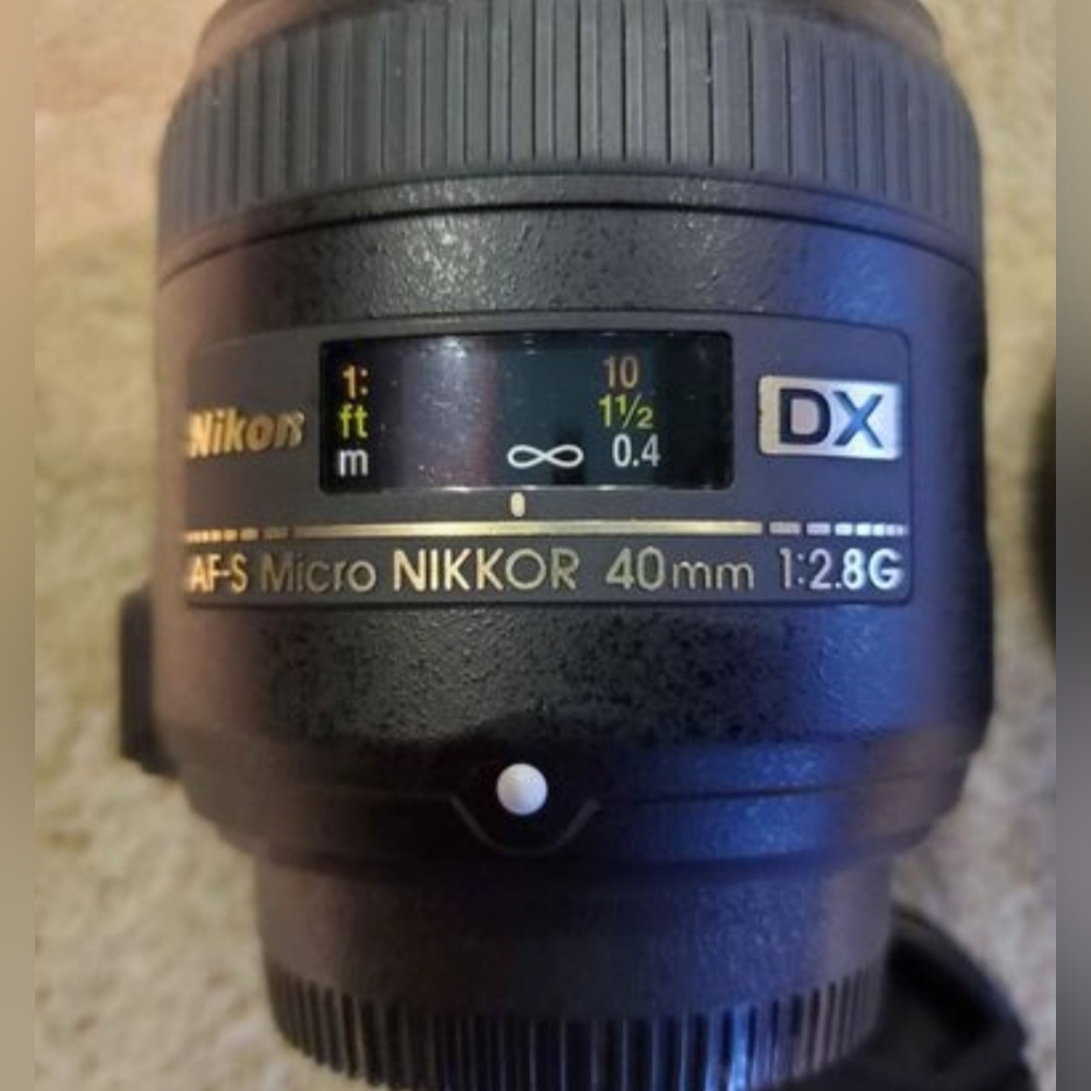 Nikkor 40mm af-s micro f2.8 - Picture 5 of 6
